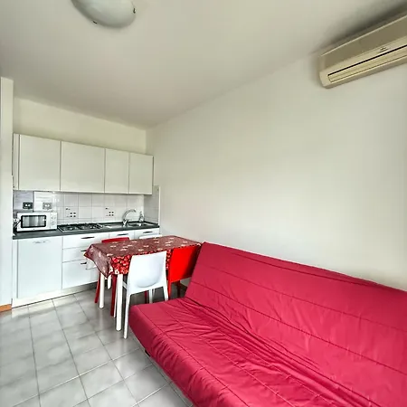 Grazioso N 76 A 100mt Dal Mare Apartman