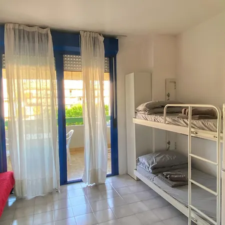 Apartment Grazioso N 76 A 100mt Dal Mare
